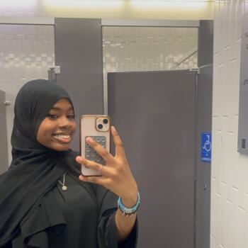 Baby-sitter Edmonton: Maryan