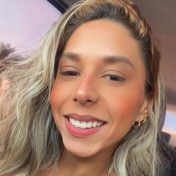 Babysitter in Jaraguá do Sul: Thaynara