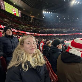 Babysitter in Glasgow: Mazzy