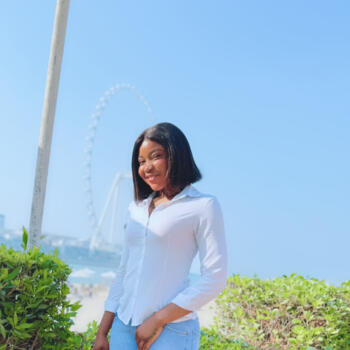 Babysitter in Dubai: Sandra