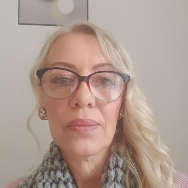 Babysitter in London: Biljana