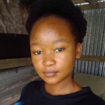 Babysitter in Port Elizabeth: Asanda