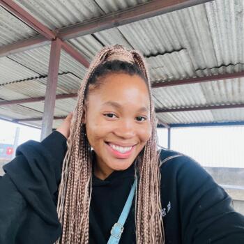 Babysitter Mabopane: Amelia
