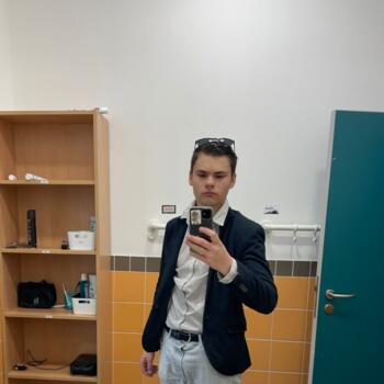 Babysitting job in Pirna: babysitting job Julian