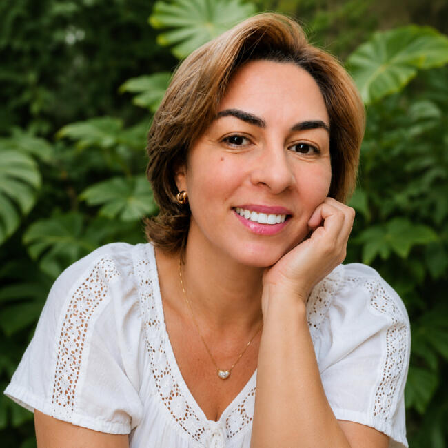 Babysitter in Ibiporã: Thais