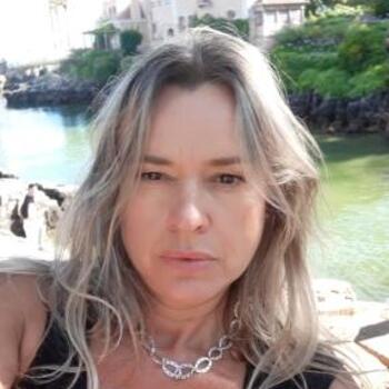 Babysitter Cascais: Lilian