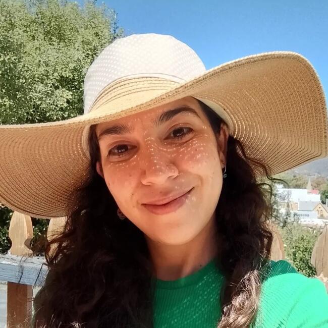 Babysitter in Hobart: Valeria