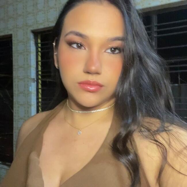 Babysitter in João Alfredo: Stéfane