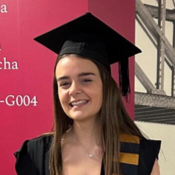 Babysitter in Rathfeigh: Elliekate