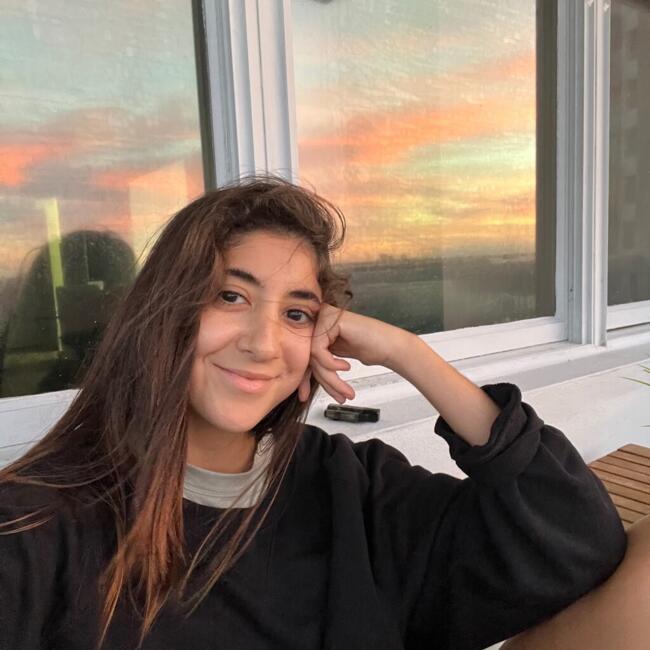 Babysitter in Perth: Victoria