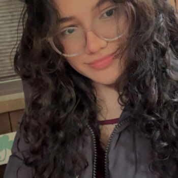 Babysitter in Armenia: Diana