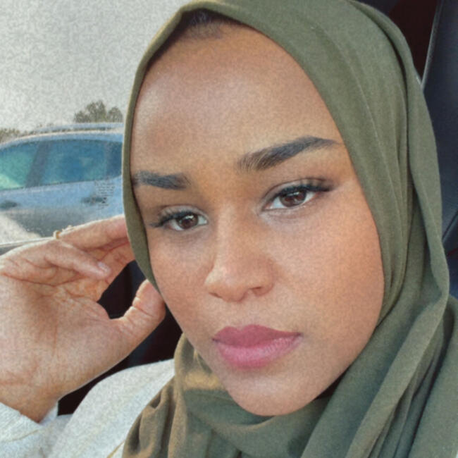 Babysitter in Manchester: Sabrina