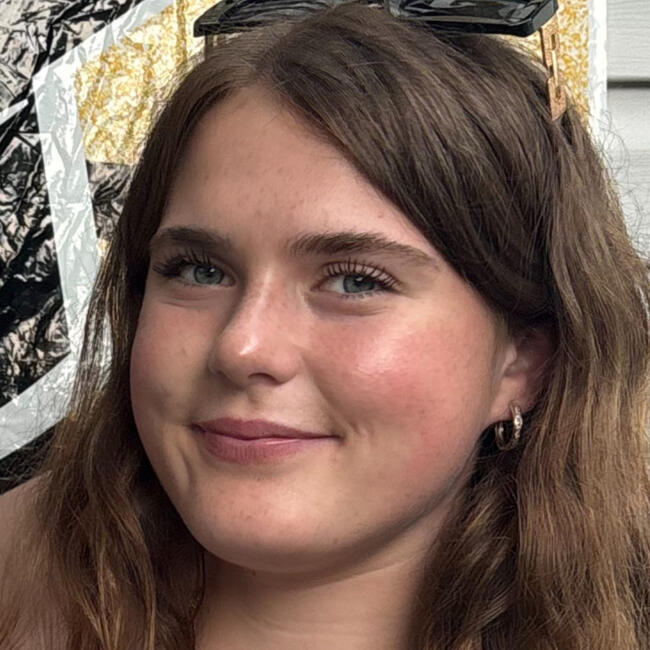 Babysitter in Staten Island: Maggie