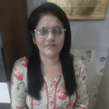 Babysitter in Lincoln: Meenu