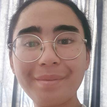 Babysitter in Auckland: Destiny