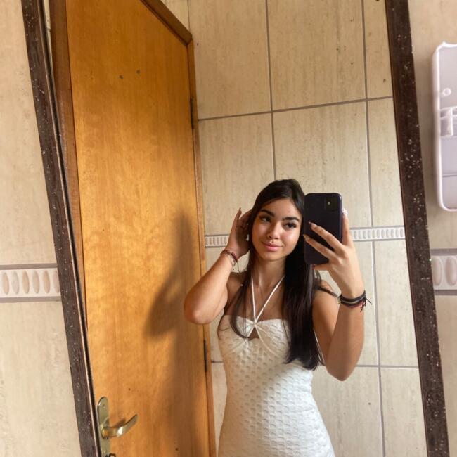 Babá em Atibaia: Lara