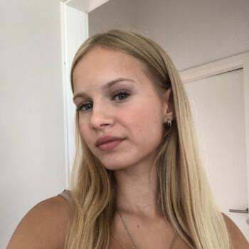 Babysitter in Frankfurt am Main: Dana