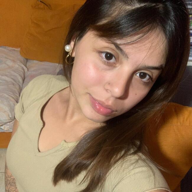 Babysitter in Almirante Brown: Zoe