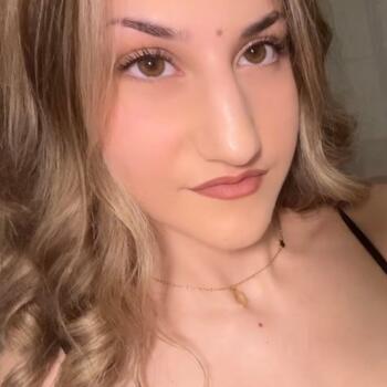 Babysitter in Athens: Θεανώ 