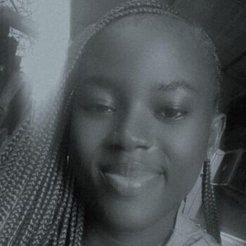 Babysitting job in Lagos: babysitting job Omolola