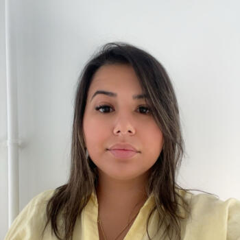 Babysitter in Vélizy-Villacoublay: Ahlem