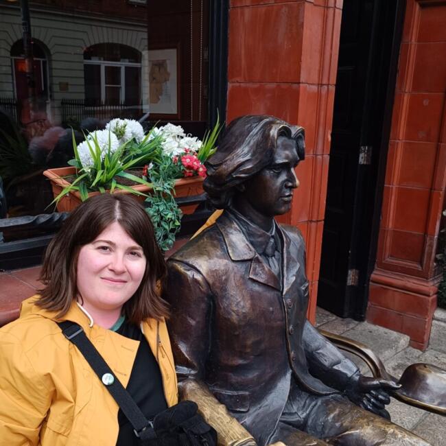 Babysitter Job in Ninove: Katie