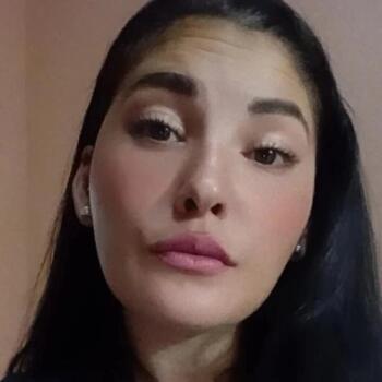 Babysitter in Moreno: Juliana