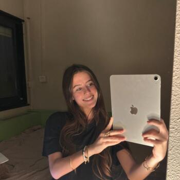 Babysitter in Nîmes: Méline