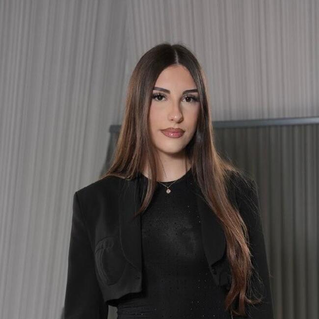 Babysitter in Brasov: Sabinaa