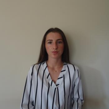 Baby-sitter in Limoges: Axelle