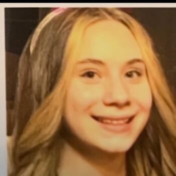 Babysitter in Bethlehem: Alayna