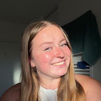 Babysitter in Martel: Manon
