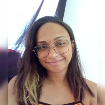 Babysitting job in Caratinga: babysitting job Gleisy