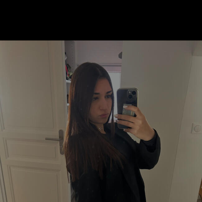 Babysitter in Marseille: Sarah
