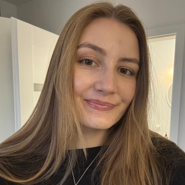 Opiekunka do dziecka w Poznań: Julia