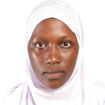 Nanny in Dubai: Mbaryowere