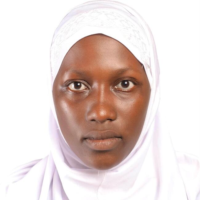 Nanny in Dubai: Mbaryowere