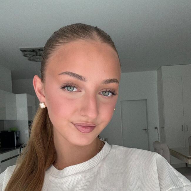 Babysitter in Emmen: Sumea