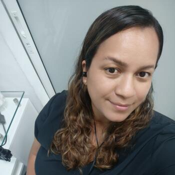 Babysitter Pacora: Elloisa