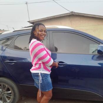 Babysitter Accra: Georgina