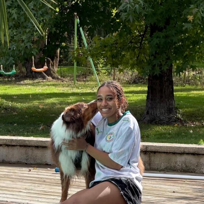 Baby-sitter à Paris: Jade