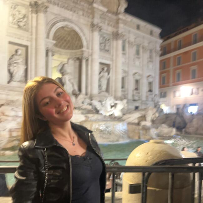 Babysitter in Ceriale: Martina