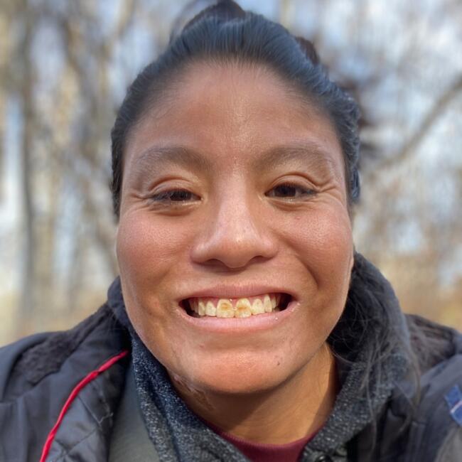 Baby-sitter in Calgary: Larissa