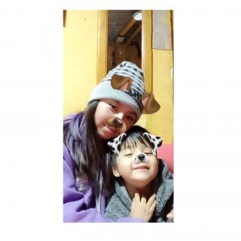 Babysitter in Villa: Alison