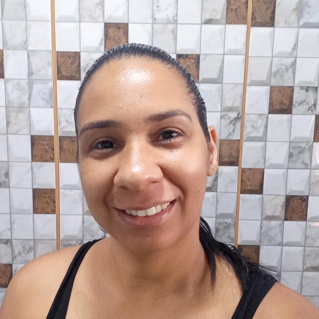 Babysitter in Cabo Frio: Vanessa