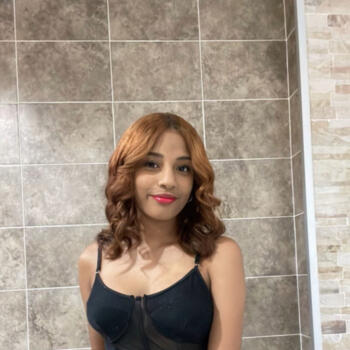 Babysitter in Puerto Vacamonte: Ashley