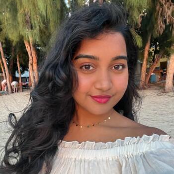 Babysitter in Petit Raffray: Tishikha