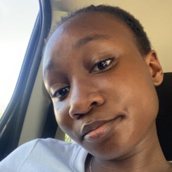 Babysitter in Winnipeg: Fikayo
