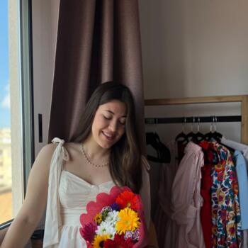 Babysitter Leeds: Violetta