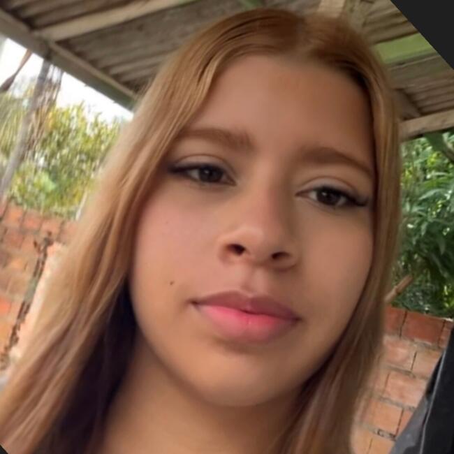 Babysitter in Belém: Evellyn